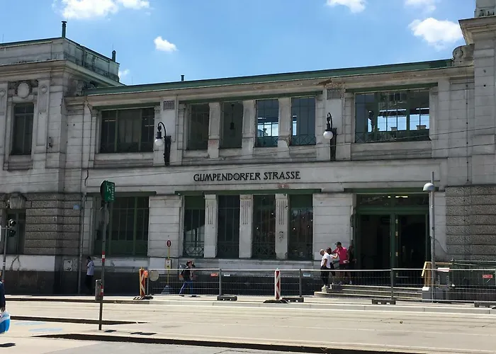 Apartment Zentral Direkt An U-bahn Station