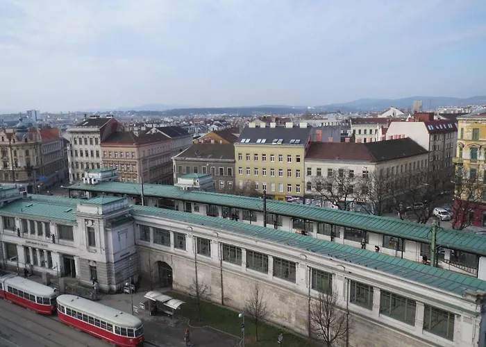 Zentral Direkt An U-bahn Station